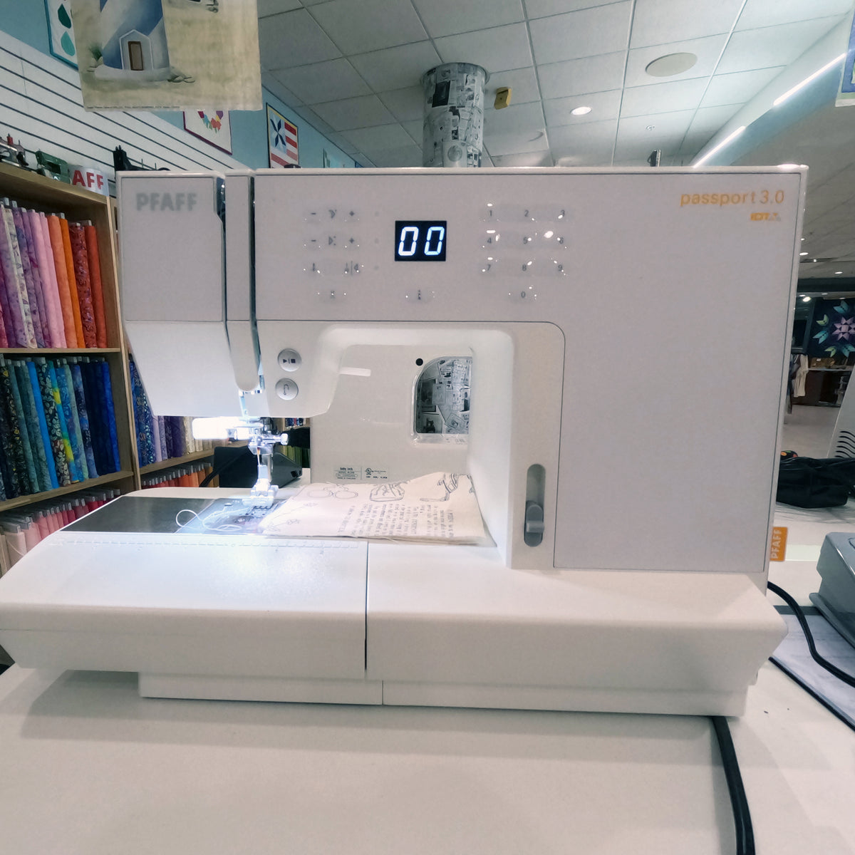PFAFF® passport™ 3.0 Sewing Machine